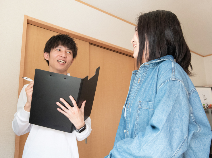 エアコン修理の様子